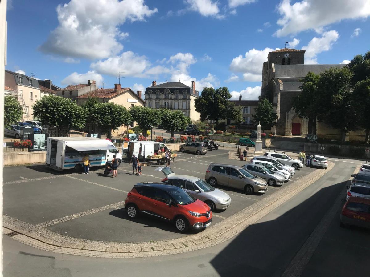 Appartement Place au Repos à Mouilleron-en-Pareds Extérieur photo